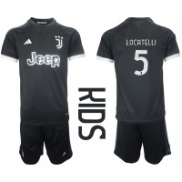 Koszulka piłkarska Juventus Manuel Locatelli #5 Strój Trzeci dla dzieci 2023-24 tanio Krótki Rękaw (+ Krótkie spodenki)
